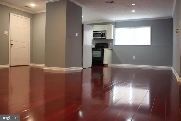 Upper Marlboro, MD 20774,168 AZALEA CT #24-1