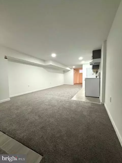 Philadelphia, PA 19135,6355 HEGERMAN ST #APARTMENT B