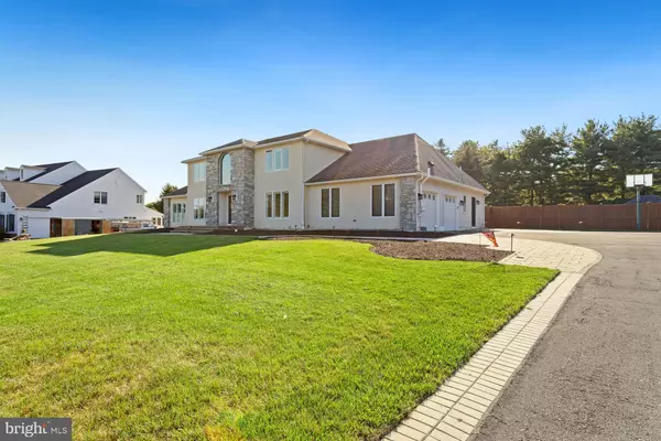 Richboro, PA 18954,38 BRYAN DR