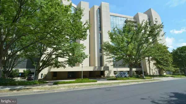 Arlington, VA 22202,1101 S ARLINGTON RIDGE RD #509