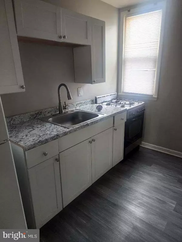 Philadelphia, PA 19142,6619 GUYER AVE