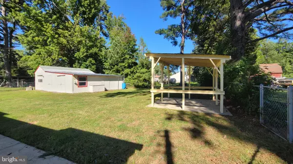Colonial Beach, VA 22443,1032 HOLLY VISTA DR