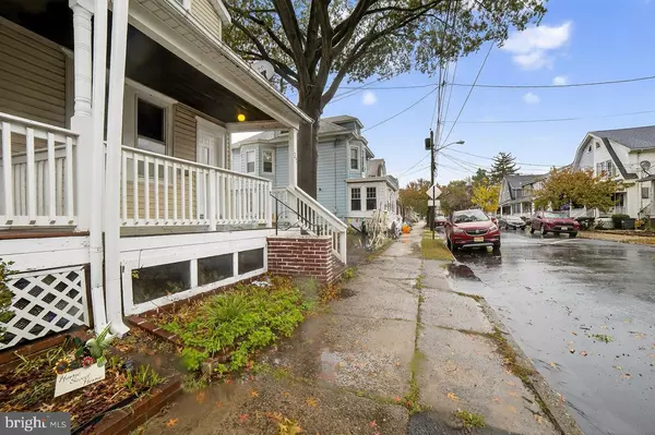 Trenton, NJ 08629,26 BISMARCK AVE