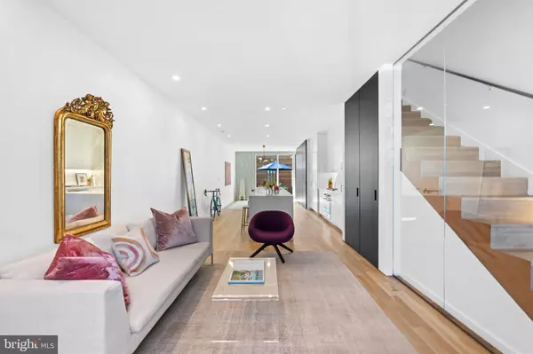 Washington, DC 20009,1202 T ST NW #1