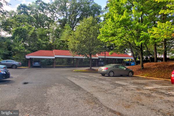 Severna Park, MD 21146,600 MCKINSEY PARK DR #102