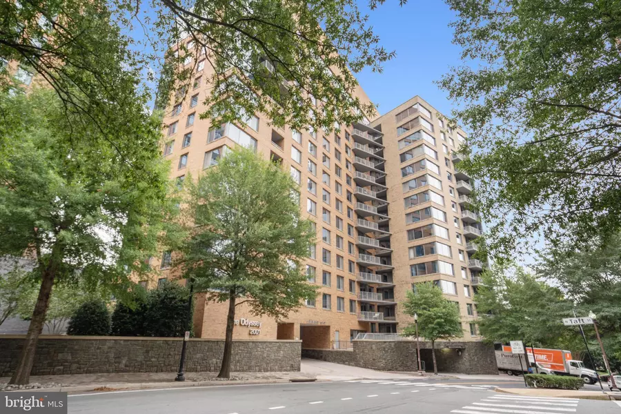 2001 15TH ST N #306, Arlington, VA 22201