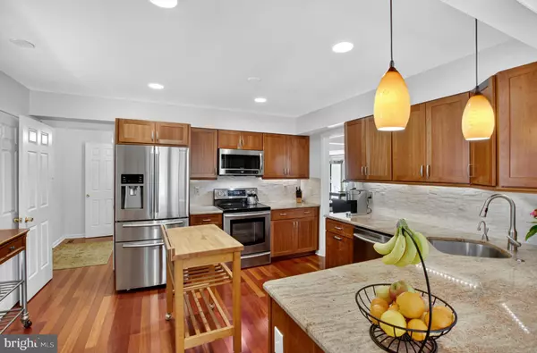 Gaithersburg, MD 20877,301 FAIRGROVE TER