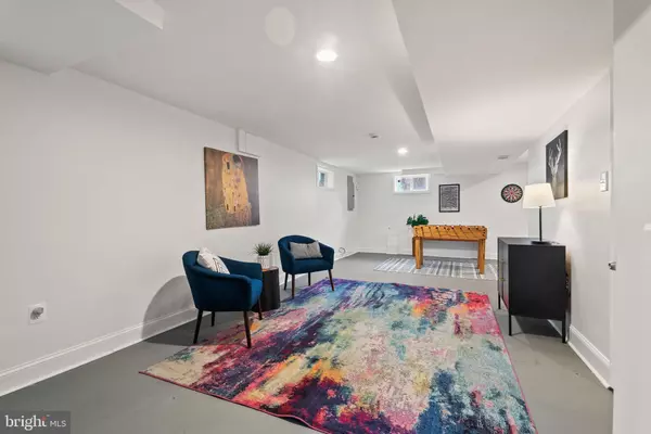 Washington, DC 20011,518 RIGGS RD NE