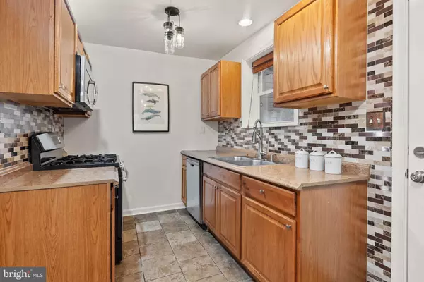 Washington, DC 20011,518 RIGGS RD NE