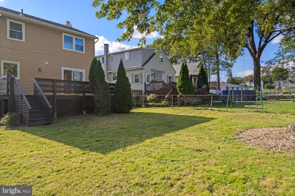 Bensalem, PA 19020,827 MITCHELL AVE