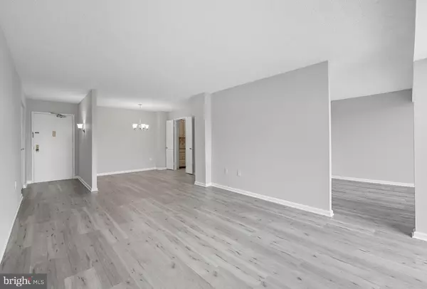 Alexandria, VA 22304,5300 HOLMES RUN PKWY #709