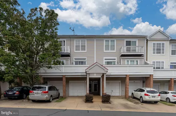 Ashburn, VA 20147,20402 COOL FERN SQ