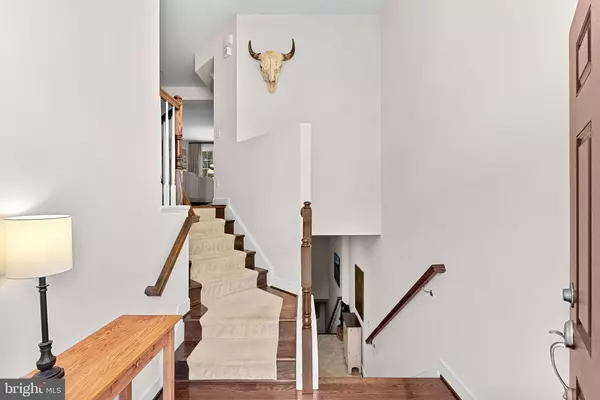 Sterling, VA 20165,20281 CENTER BROOK SQ