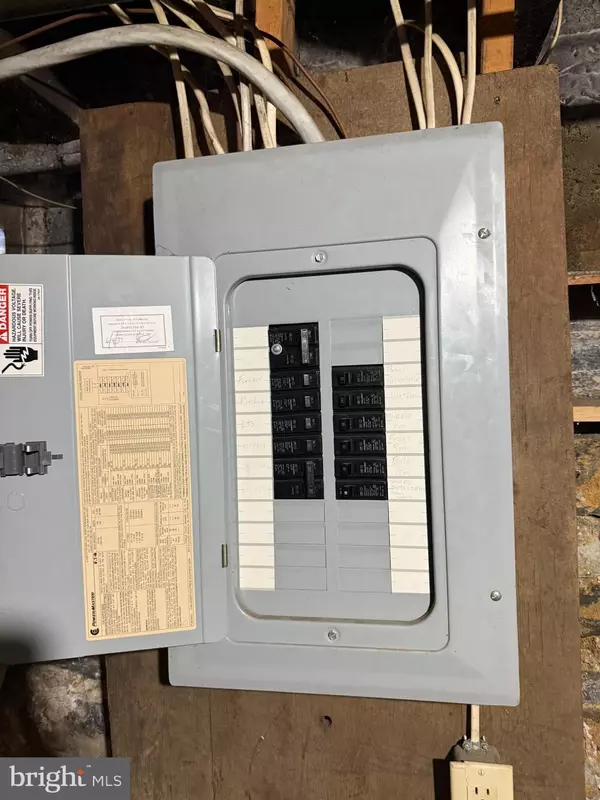 Lancaster, PA 17603,815 COLUMBIA AVE