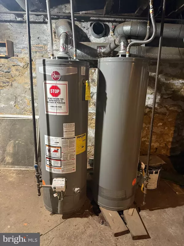 Lancaster, PA 17603,815 COLUMBIA AVE