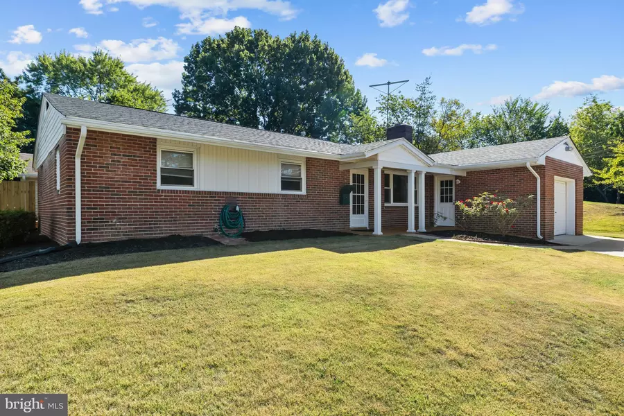 6117 ROSE HILL DR, Alexandria, VA 22310