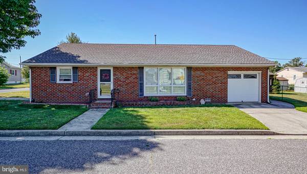 135 MAGNOLIA ST,  Carneys Point,  NJ 08069