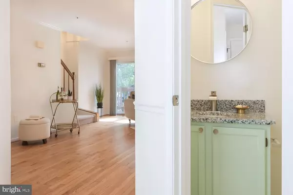 Arlington, VA 22203,615 N TAZEWELL ST