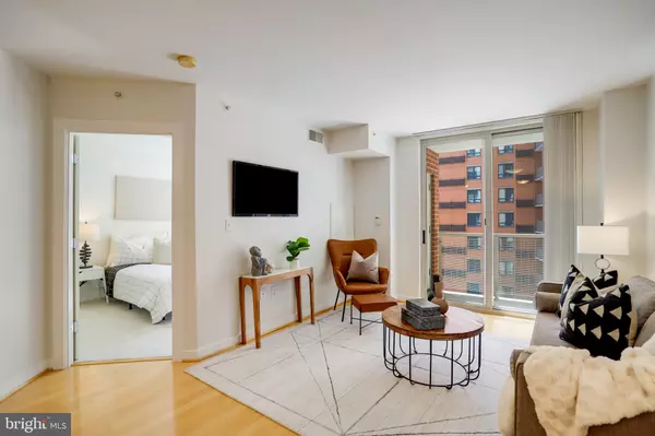 Washington, DC 20003,1000 NEW JERSEY AVE SE #828