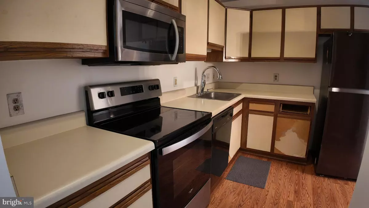Gaithersburg, MD 20879,7906 PEARLBUSH DR #7906-3