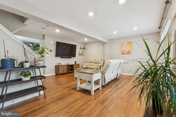 Manassas, VA 20110,10301 OCONNELL CT