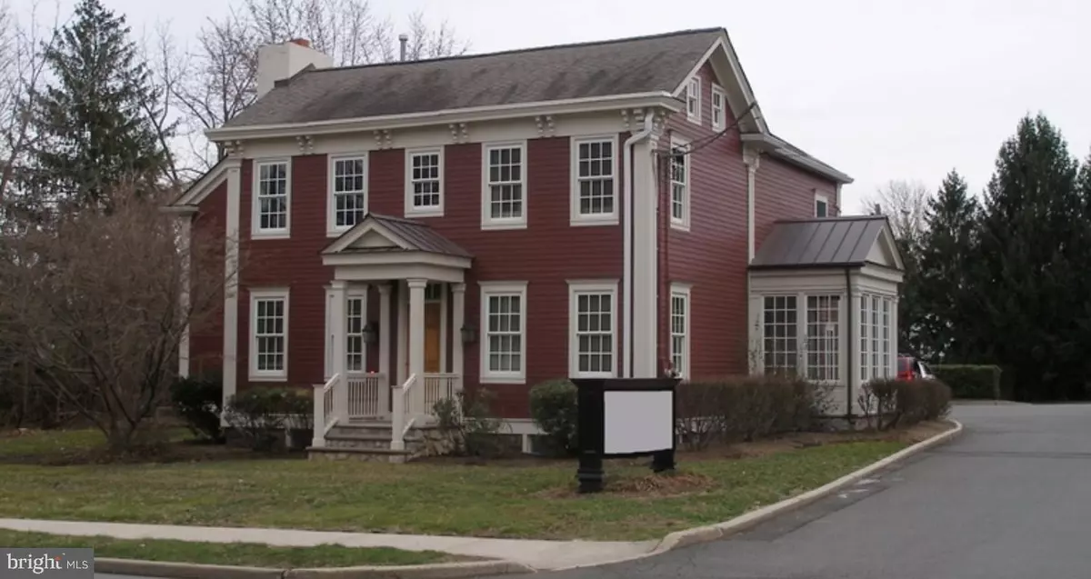 Pennington, NJ 08534,238 W DELAWARE AVE