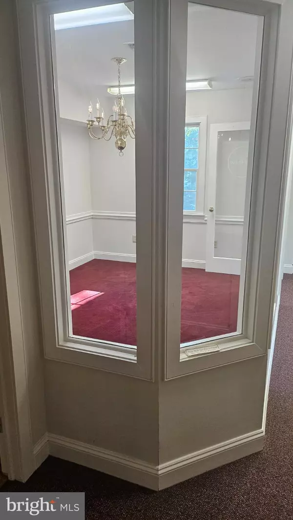 Pennington, NJ 08534,238 W DELAWARE AVE