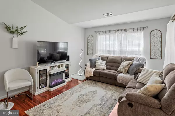 Catonsville, MD 21228,3 GINFORD PL #301