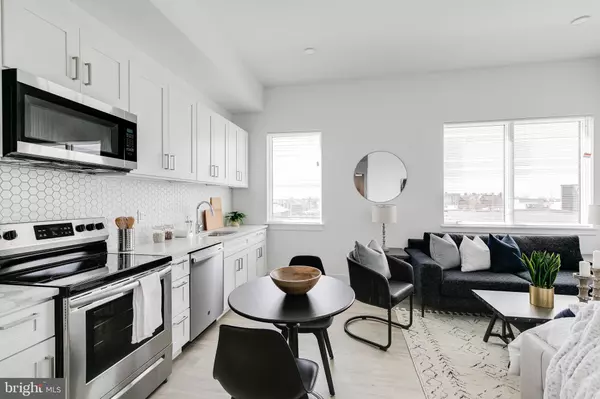 Philadelphia, PA 19146,2201 WASHINGTON AVE #UNIT 201