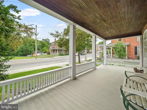 Waynesboro, PA 17268,223 E THIRD ST