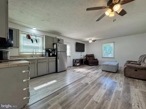 Mechanicsville, MD 20659,27068 CAPE SAINT MARYS DR