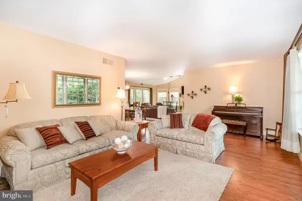 Lititz, PA 17543,49 W LEXINGTON RD