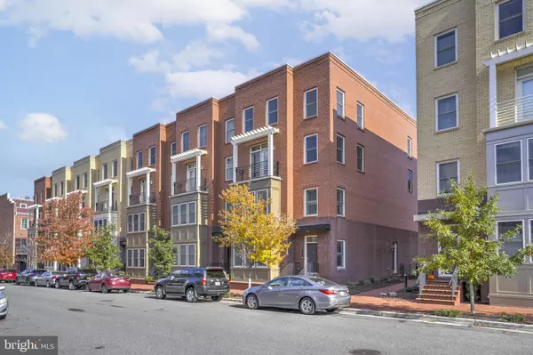 1901 MAIN LINE BLVD #102, Alexandria, VA 22301