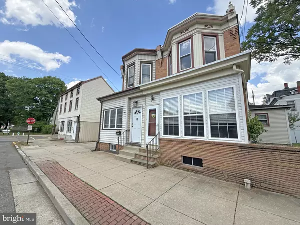 Gloucester City, NJ 08030,207 POWELL ST