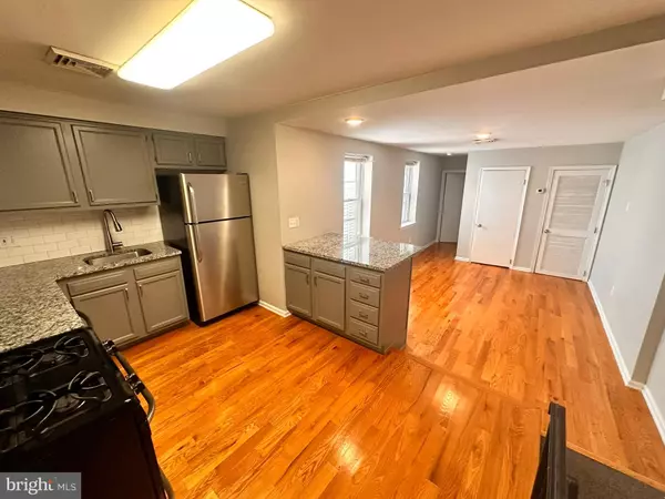 Philadelphia, PA 19146,751 S 16TH ST #3RD FL