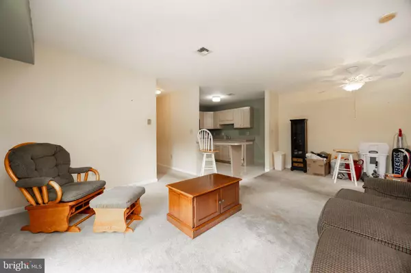 Royersford, PA 19468,801 HORSESHOE DR #801