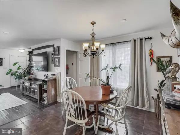 Marietta, PA 17547,210 SABLE DR