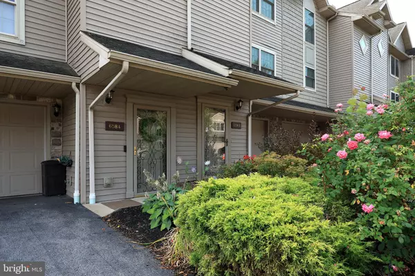 State College, PA 16803,658 -A OAKWOOD AVE
