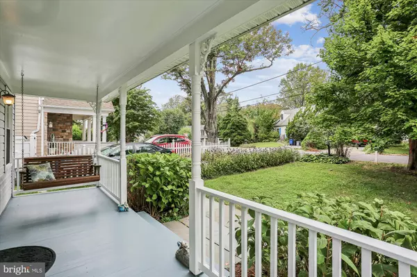 Kensington, MD 20895,11118 MIDVALE RD