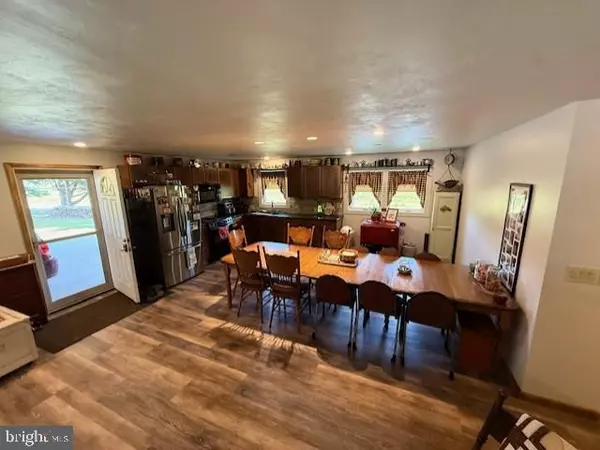 Jonestown, PA 17038,18 LARK LN