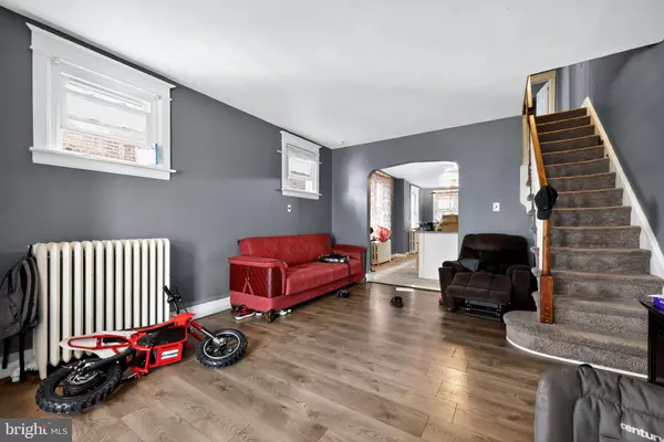 Philadelphia, PA 19135,7009 GILLESPIE ST