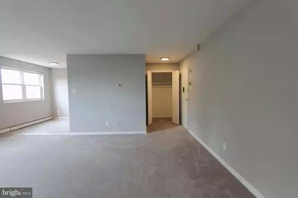Philadelphia, PA 19144,700 W WALNUT LN #206