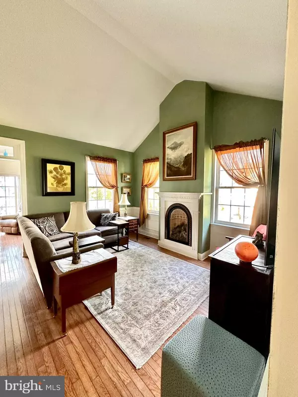 Coatesville, PA 19320,125 HASLAN LN