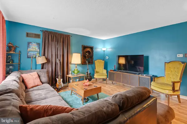 York, PA 17402,142 S VERNON ST