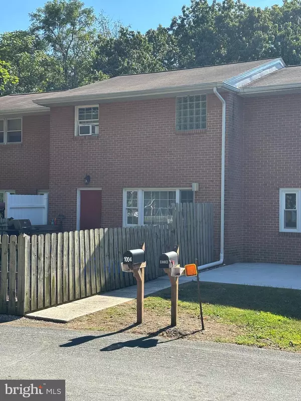 Chambersburg, PA 17202,1004 LAURICH DR