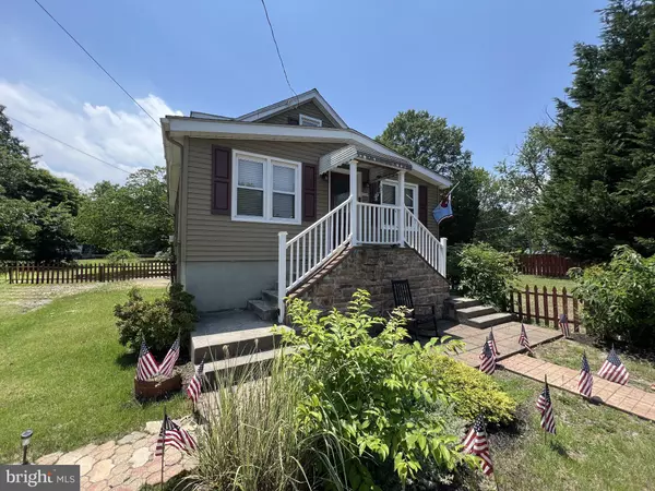 West Deptford, NJ 08093,1134 BREWER AVE