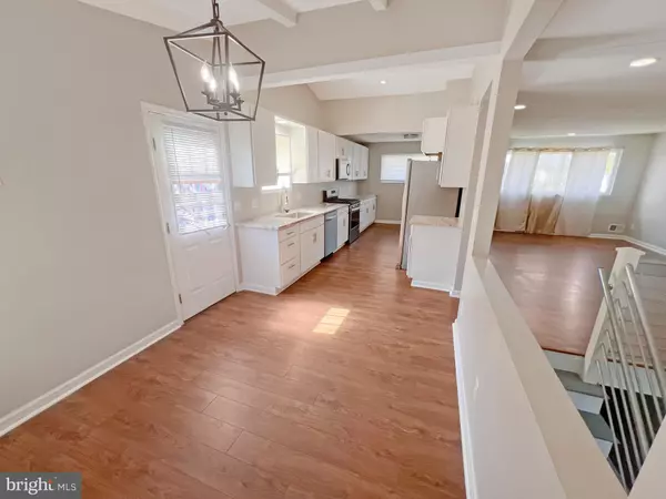 Glen Burnie, MD 21060,116 JUNIPER CT