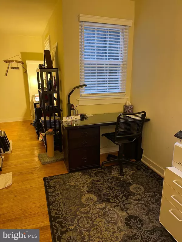 Philadelphia, PA 19147,1155 S 10TH ST #2