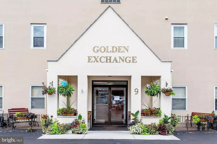 9 2ND AVE #308, Hanover, PA 17331