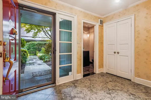 Mclean, VA 22101,702 BELGROVE RD